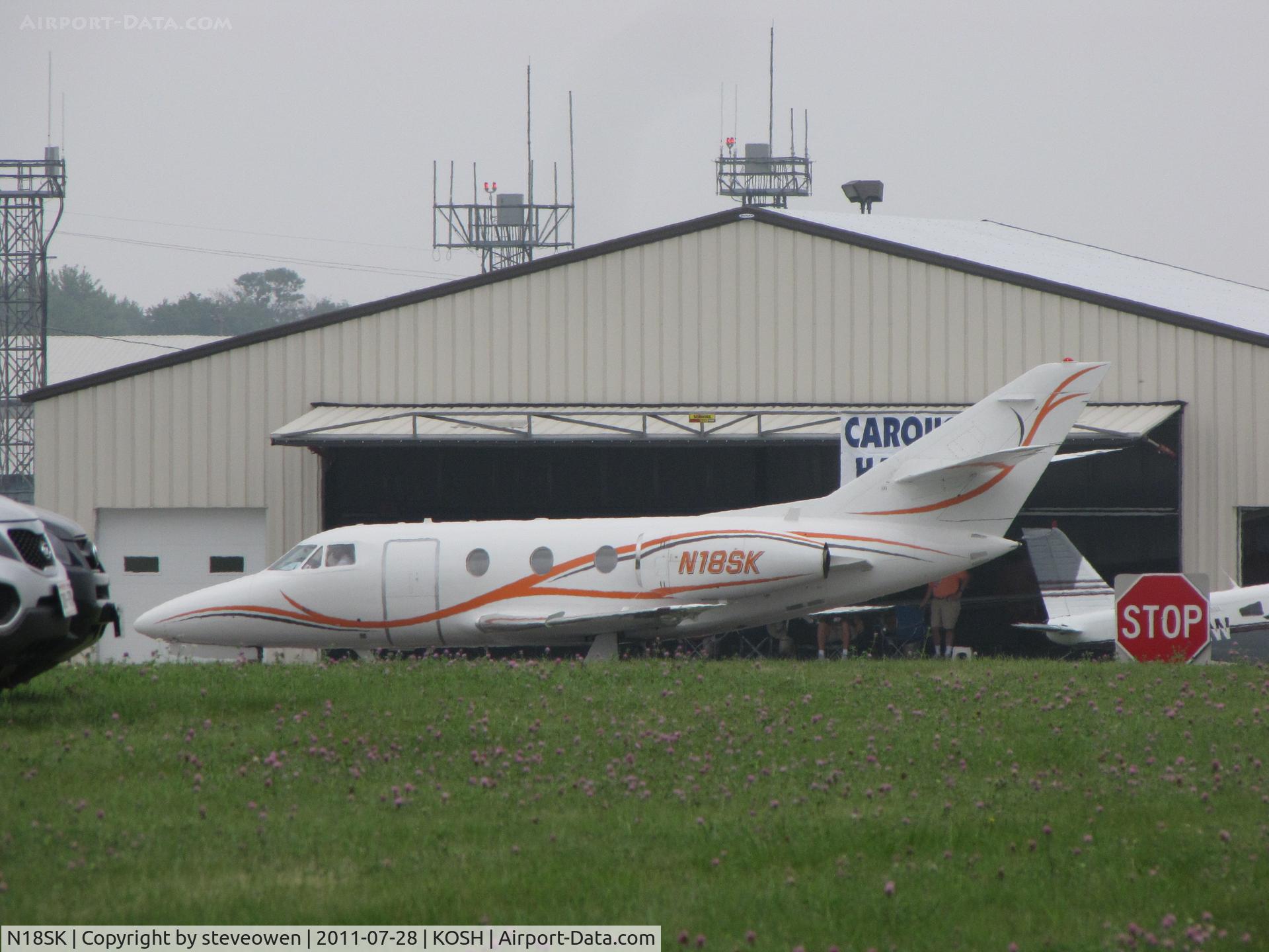 N18SK, 1974 Dassault Falcon 10 C/N 34, taxing into the 