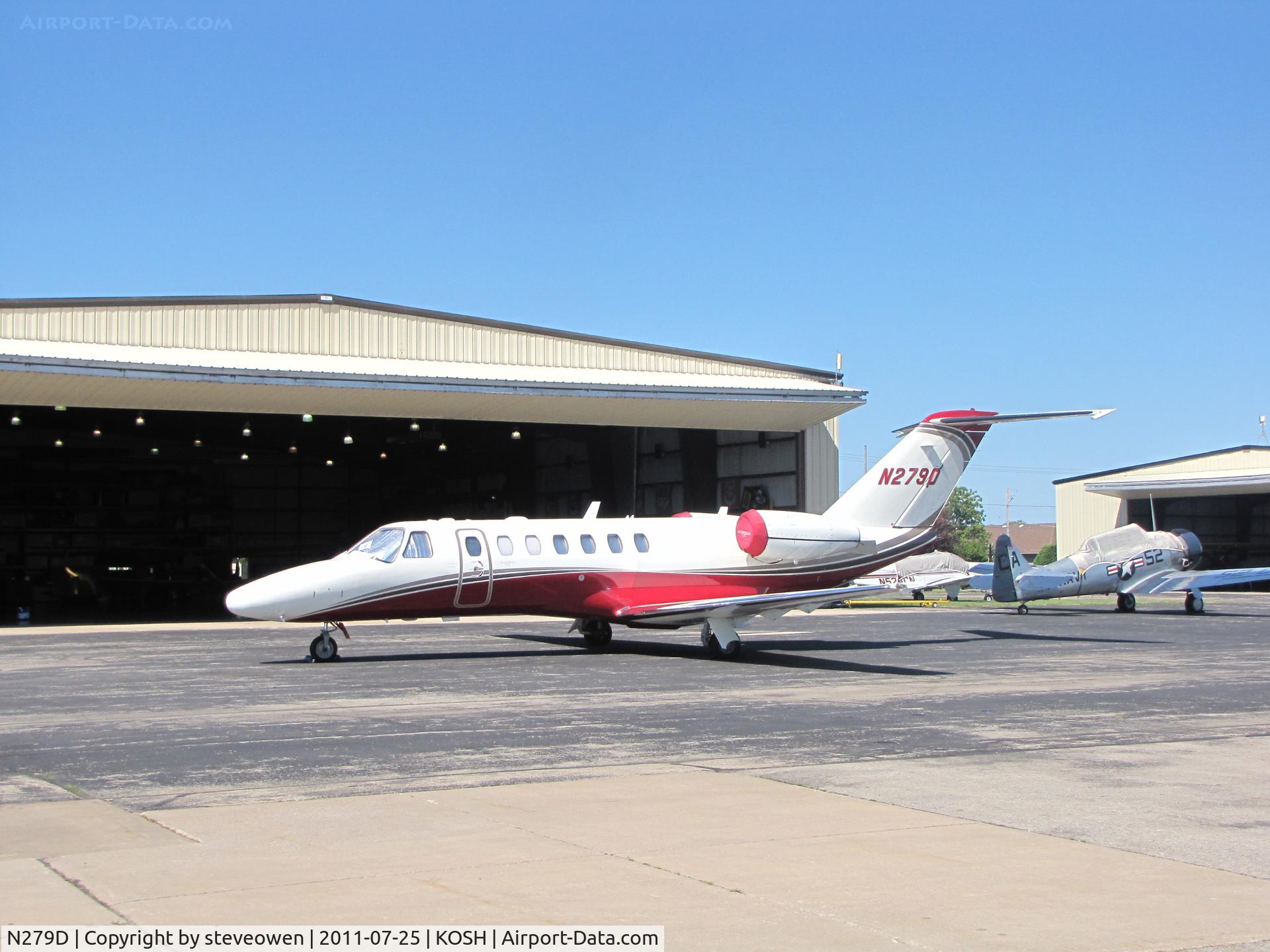 N279D, 2006 Cessna 525B CitationJet CJ1 C/N 525B-0070, @ Weeks Hangar during EAA2011