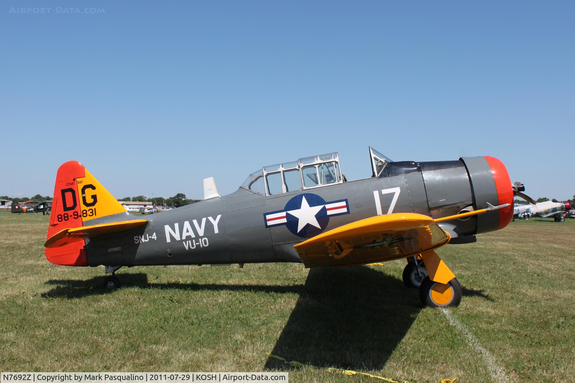 N7692Z, 1942 North American SNJ-4 Texan C/N 88-9831, North American SNJ-4