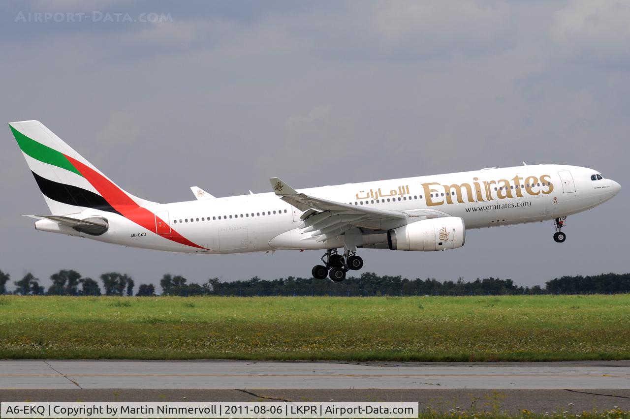 A6-EKQ, 1998 Airbus A330-243 C/N 248, Emirates