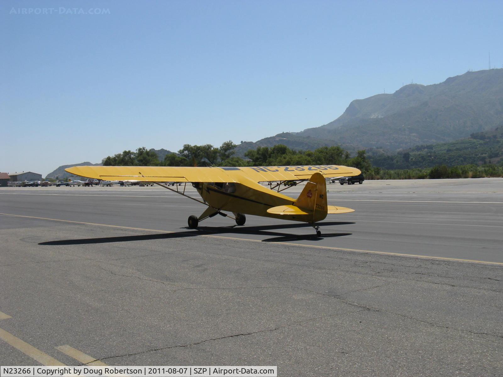 N23266, 1939 Piper J3C-65 Cub Cub C/N 3113, 1939 Piper J3C-65 CUB, Continental A&C65 65 Hp, taxi