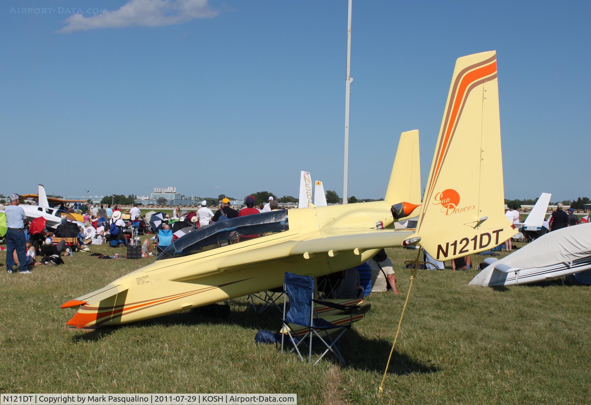 N121DT, 1988 Rutan Long-EZ C/N 1569, LONG-EZ