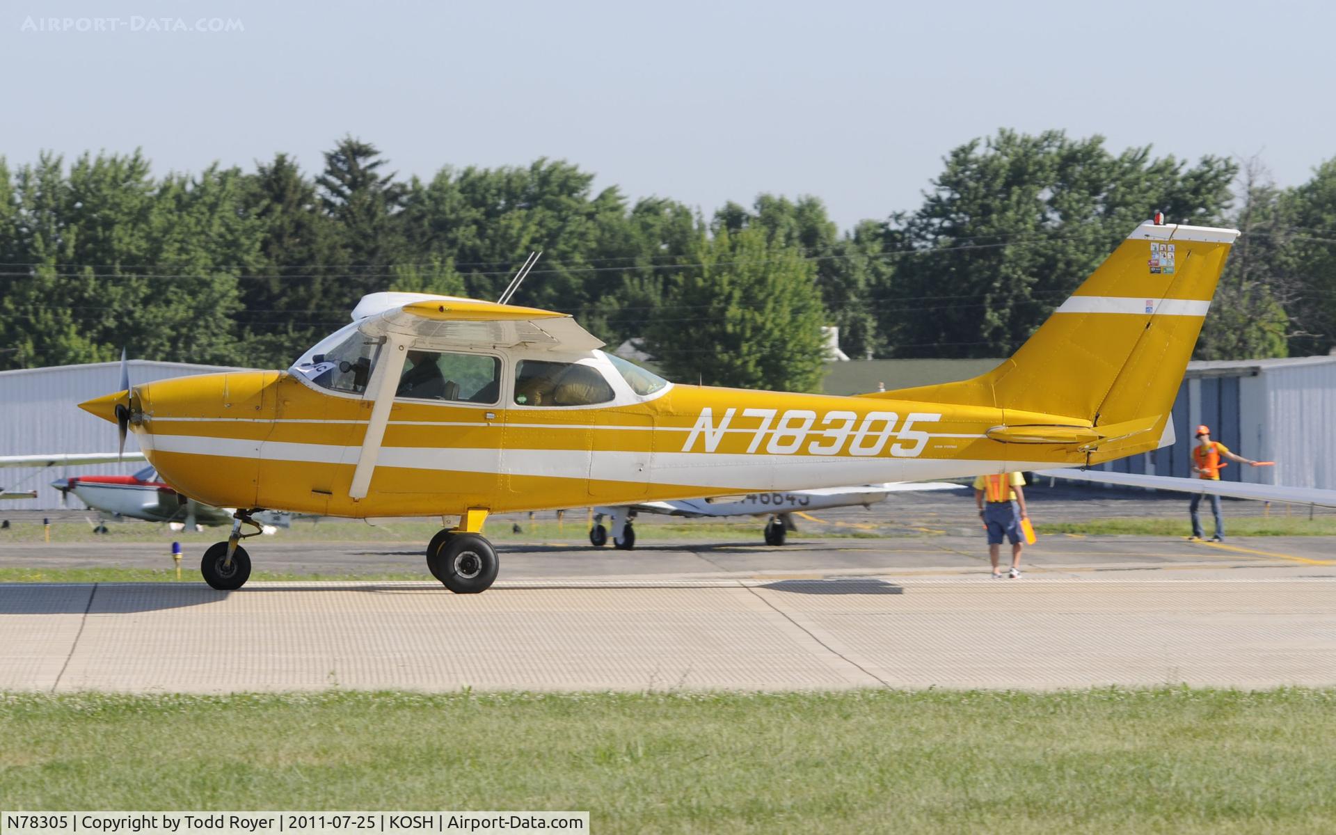 N78305, 1968 Cessna 172K Skyhawk C/N 17257562, AIRVENTURE 2011