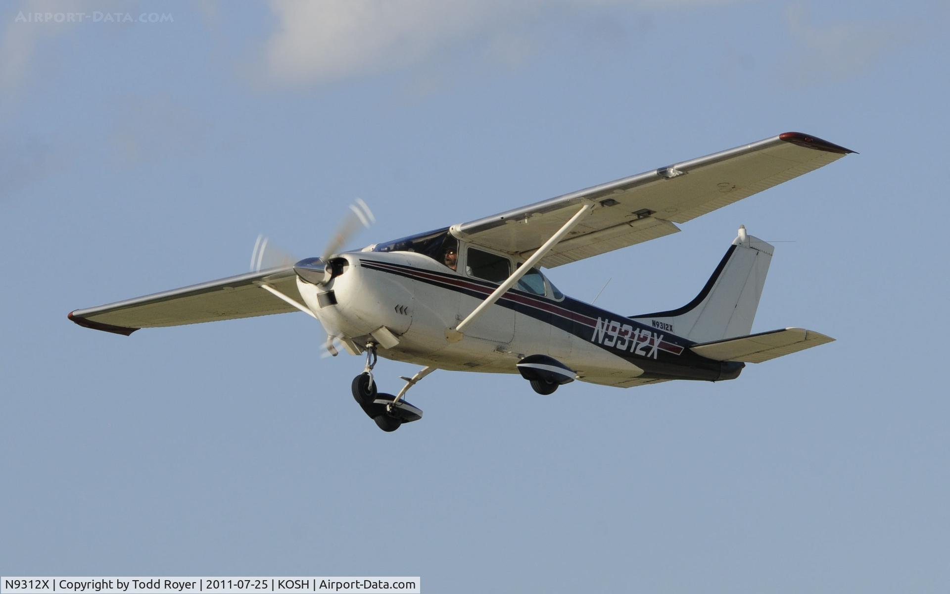 N9312X, 1962 Cessna 182E Skylane C/N 18253712, AIRVENTURE 2011