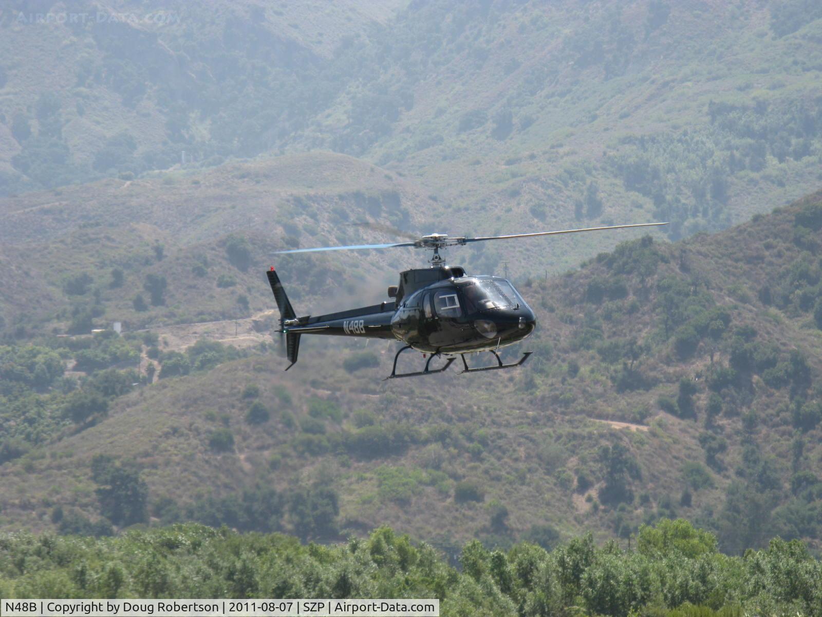 N48B, Aerospatiale AS-350B Ecureuil C/N 1481, Aerospatiale AS 350B ECUREUIL (SQUIRREL), one Turbomecha Arriel Turboshaft 641 shp, 6 place, approaching SZP Helipad