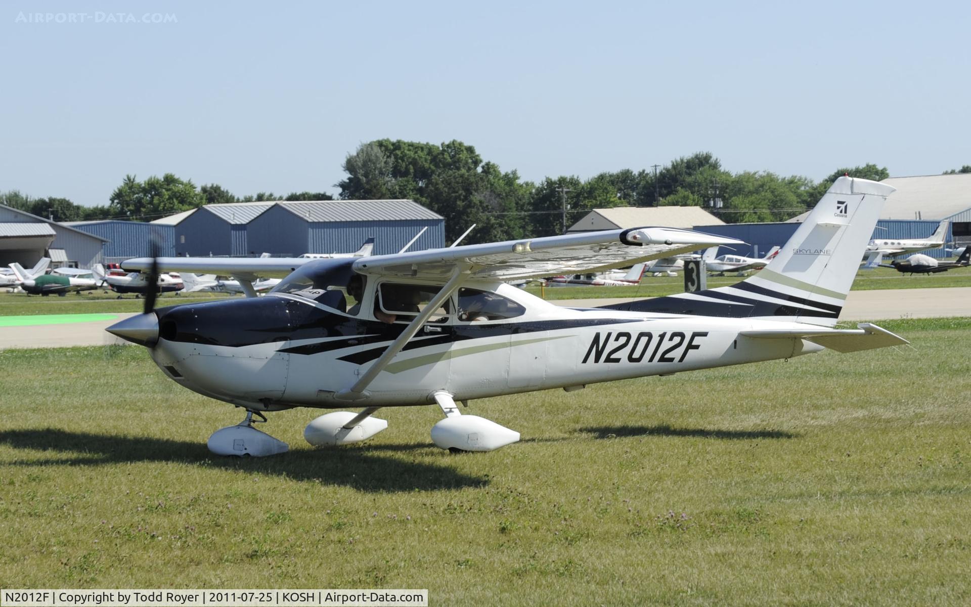 N2012F, 2006 Cessna 182T Skylane C/N 18281769, AIRVENTURE 2011