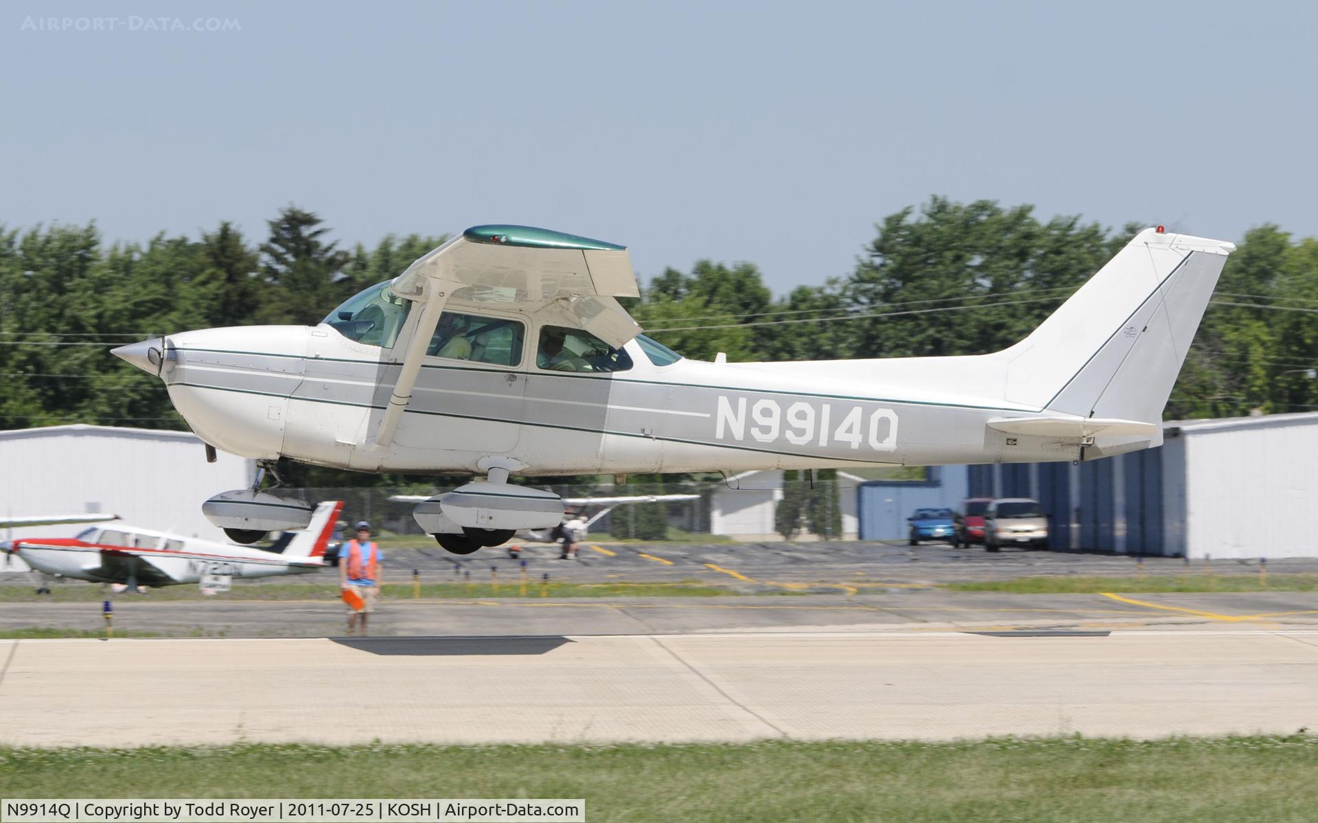 N9914Q, 1975 Cessna 172M C/N 17265858, AIRVENTURE 2011