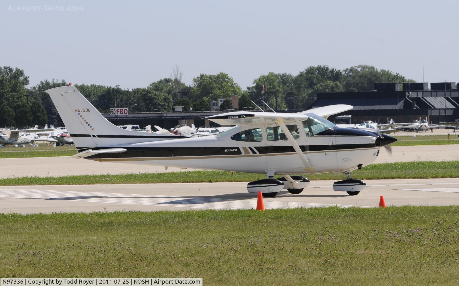 N97336, Cessna 182Q Skylane C/N 18267061, AIRVENTURE 2011