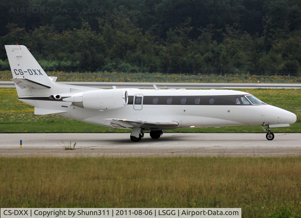 CS-DXX, 2008 Cessna 560XL Citation XLS C/N 560-5789, Taxiing holding point rwy 23R for departure...