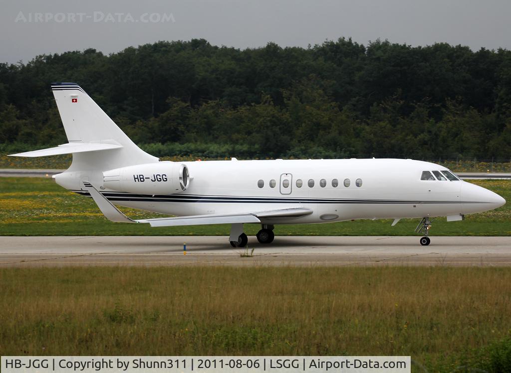HB-JGG, 2009 Dassault Falcon 2000LX C/N 188, Taxiing holding point rwy 23 for departure...