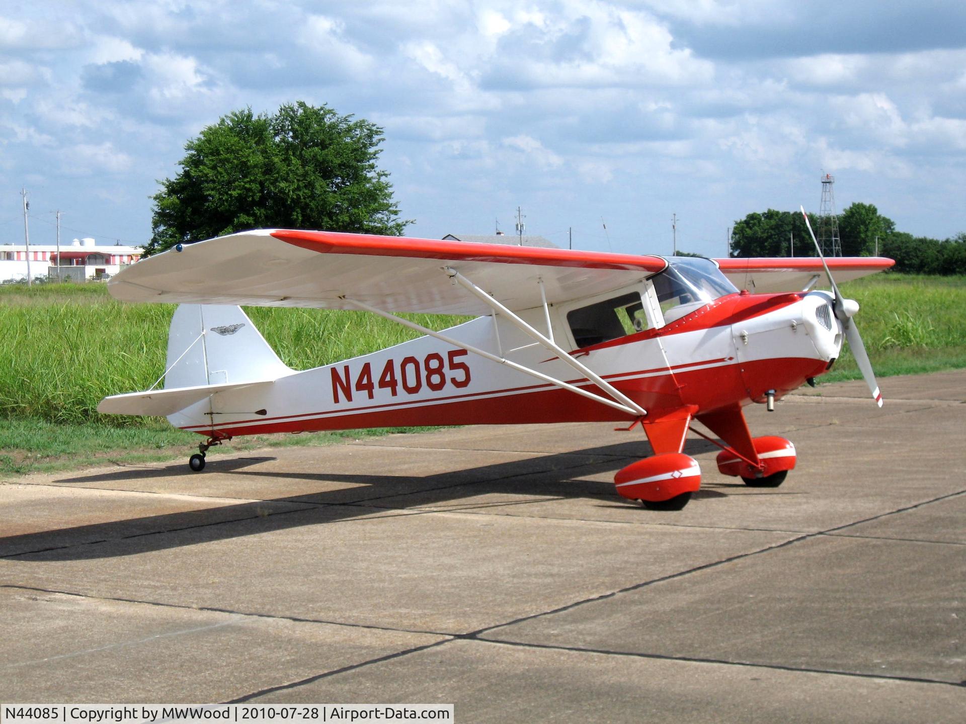 N44085, 1947 Taylorcraft BC12-D C/N 9885, N44085 on ramp @ Hope, AR