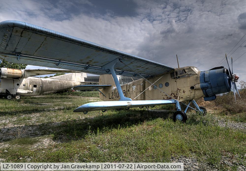 LZ-1089, Antonov An-2R C/N 1G82-46, Shot taken at Burgas Airport Bulgaria