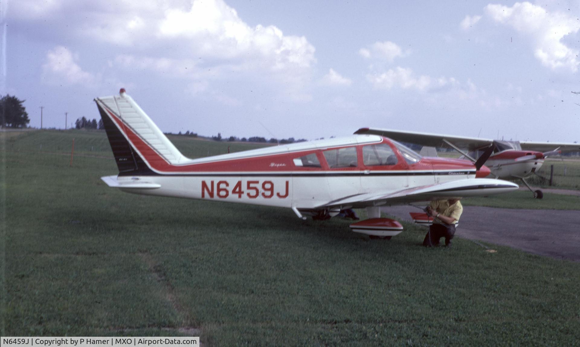 N6459J, 1968 Piper PA-28-180 C/N 28-4881, August '71