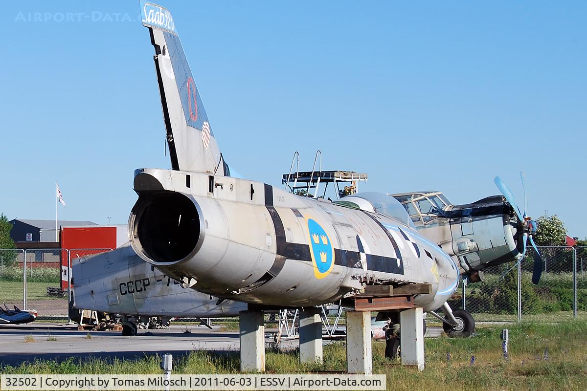 32502, 1955 Saab J-32B Lansen C/N 32-502, One of the few exhibits still displayed at the former air museum Visby
