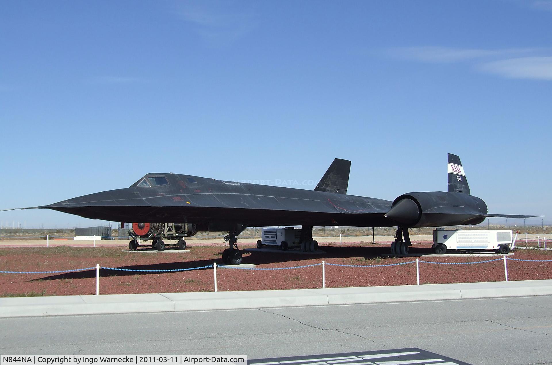 N844NA, Lockheed SR-71A Blackbird C/N 2031, Lockheed SR-71A Blackbird at the NASA Dryden Flight Research Center, Edwards AFB, CA