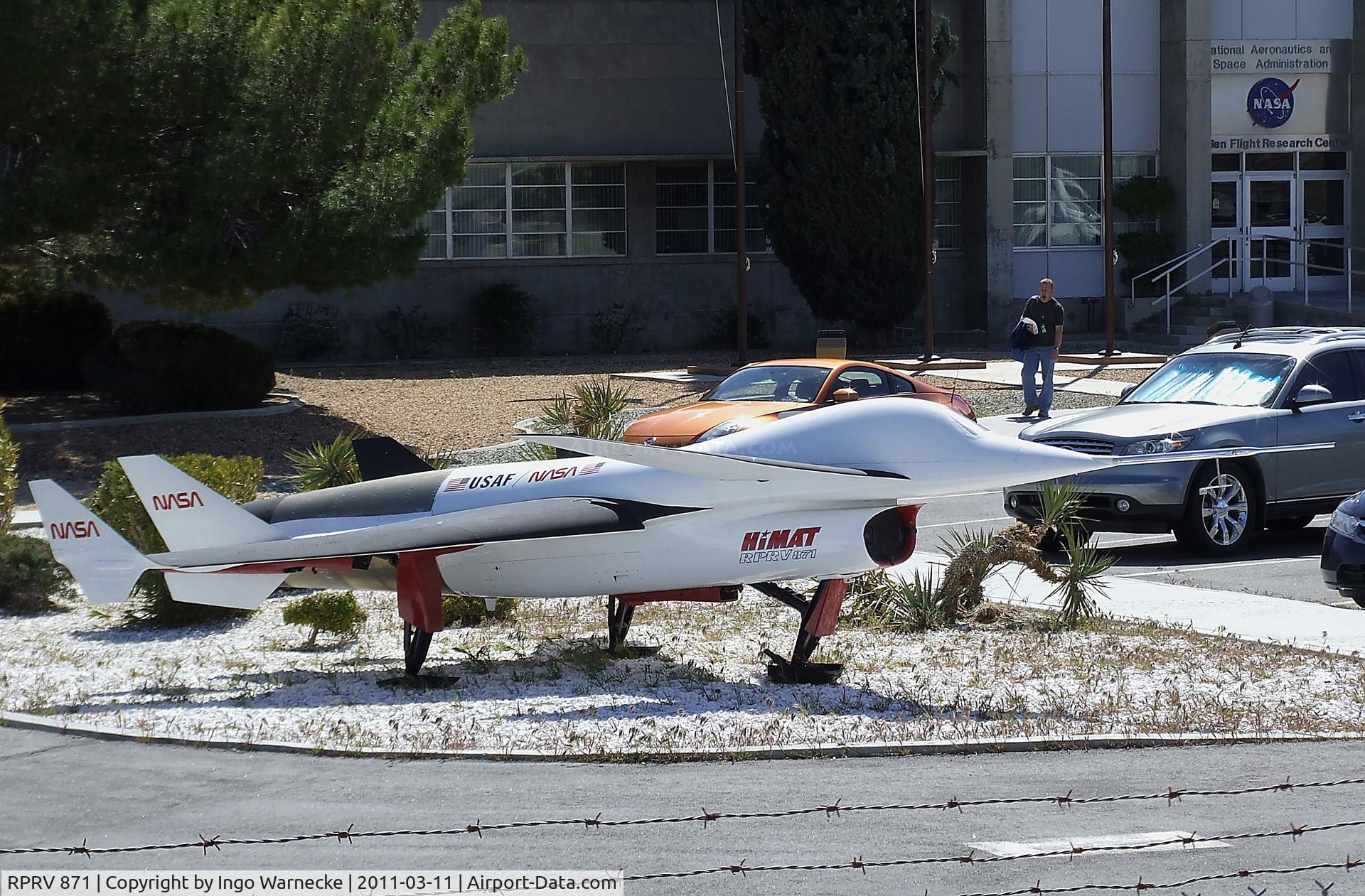 RPRV 871, Rockwell HiMAT C/N 02, Rockwell HiMAT (Highly Maneuvrable Aircraft Technology) RPRV (Remotely Piloted Research Vehicle) at the NASA Dryden Flight Research Center, Edwards AFB, CA