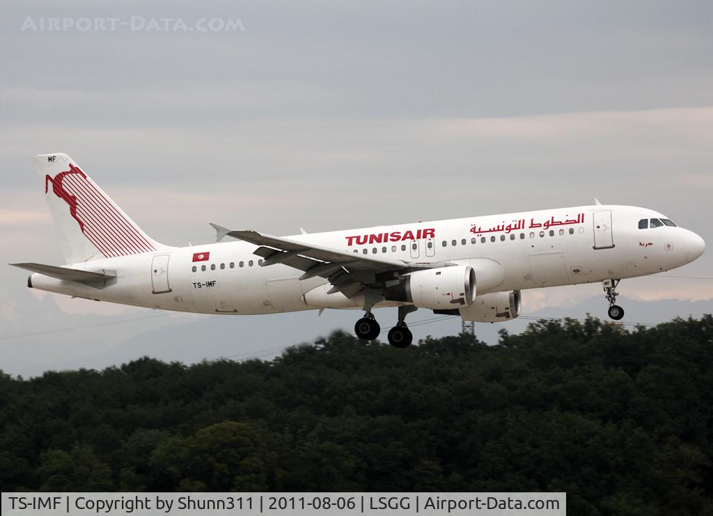 TS-IMF, 1992 Airbus A320-211 C/N 0370, Landing rwy 23