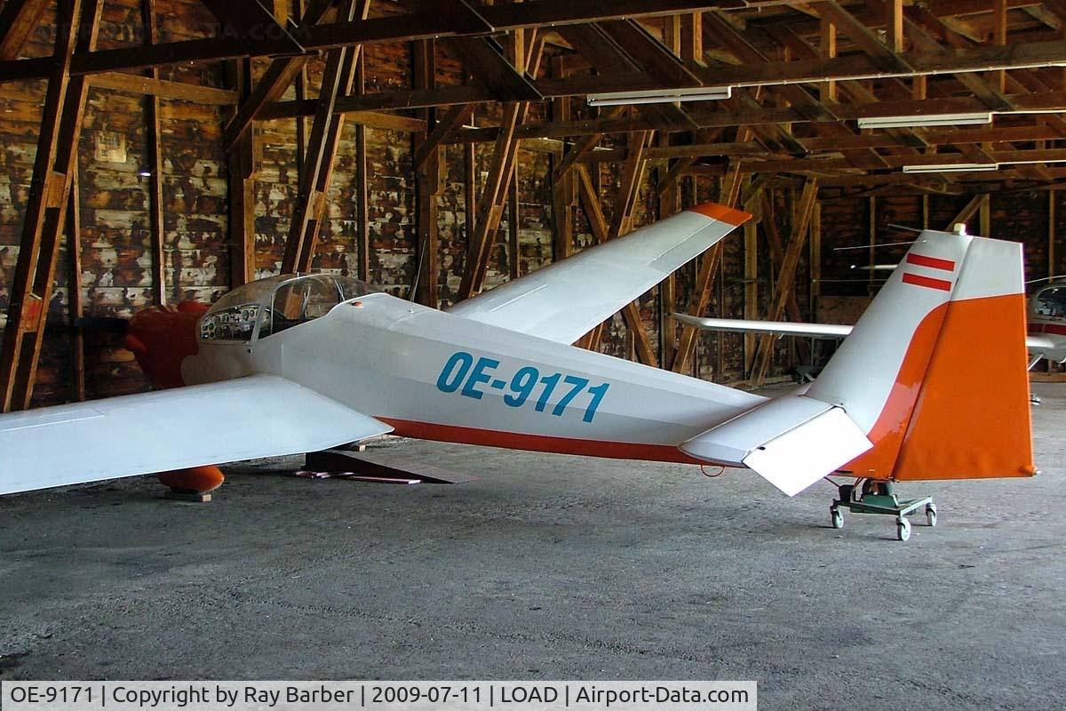 OE-9171, Scheibe SF-25C Falke C/N 44233, Scheibe SF-25C Falke [44233]  Voltendorf~OE 11/07/2009.
