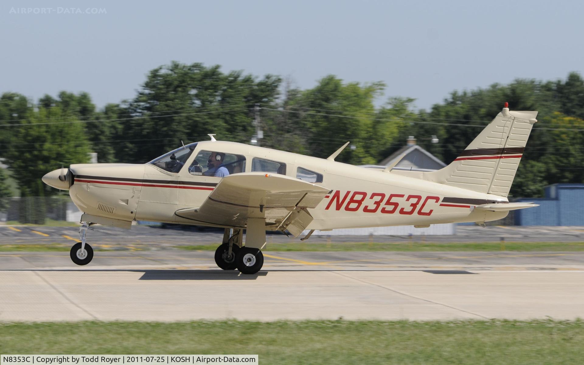 N8353C, 1976 Piper PA-28R-200 Cherokee Arrow C/N 28R-7635152, AIRVENTURE 2011