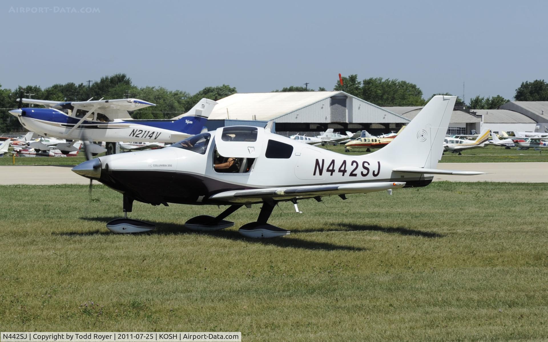 N442SJ, 2006 Columbia Aircraft Mfg LC42-550FG C/N 42521, AIRVENTURE 2011
