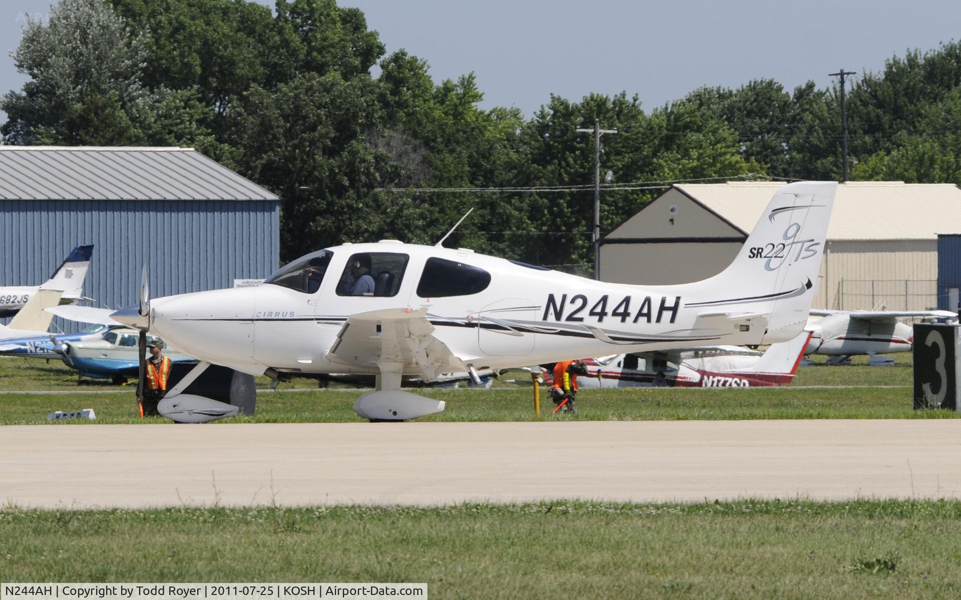N244AH, 2006 Cirrus SR22 GTS C/N 1915, AIRVENTURE 2011