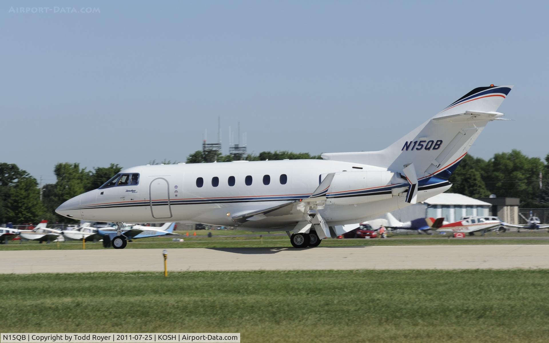 N15QB, Hawker Beechcraft Hawker 900XP C/N HA-0101, AIRVENTURE 2011