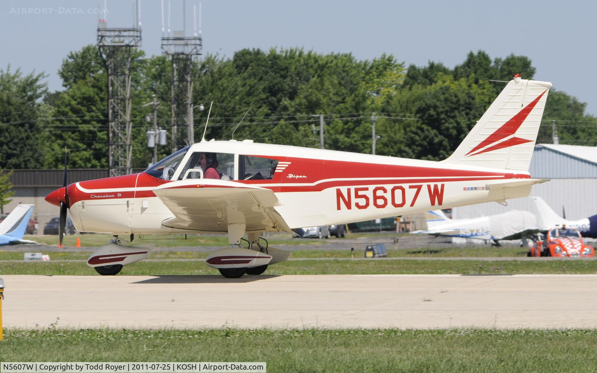 N5607W, 1962 Piper PA-28-160 Cherokee C/N 28-745, AIRVENTURE 2011
