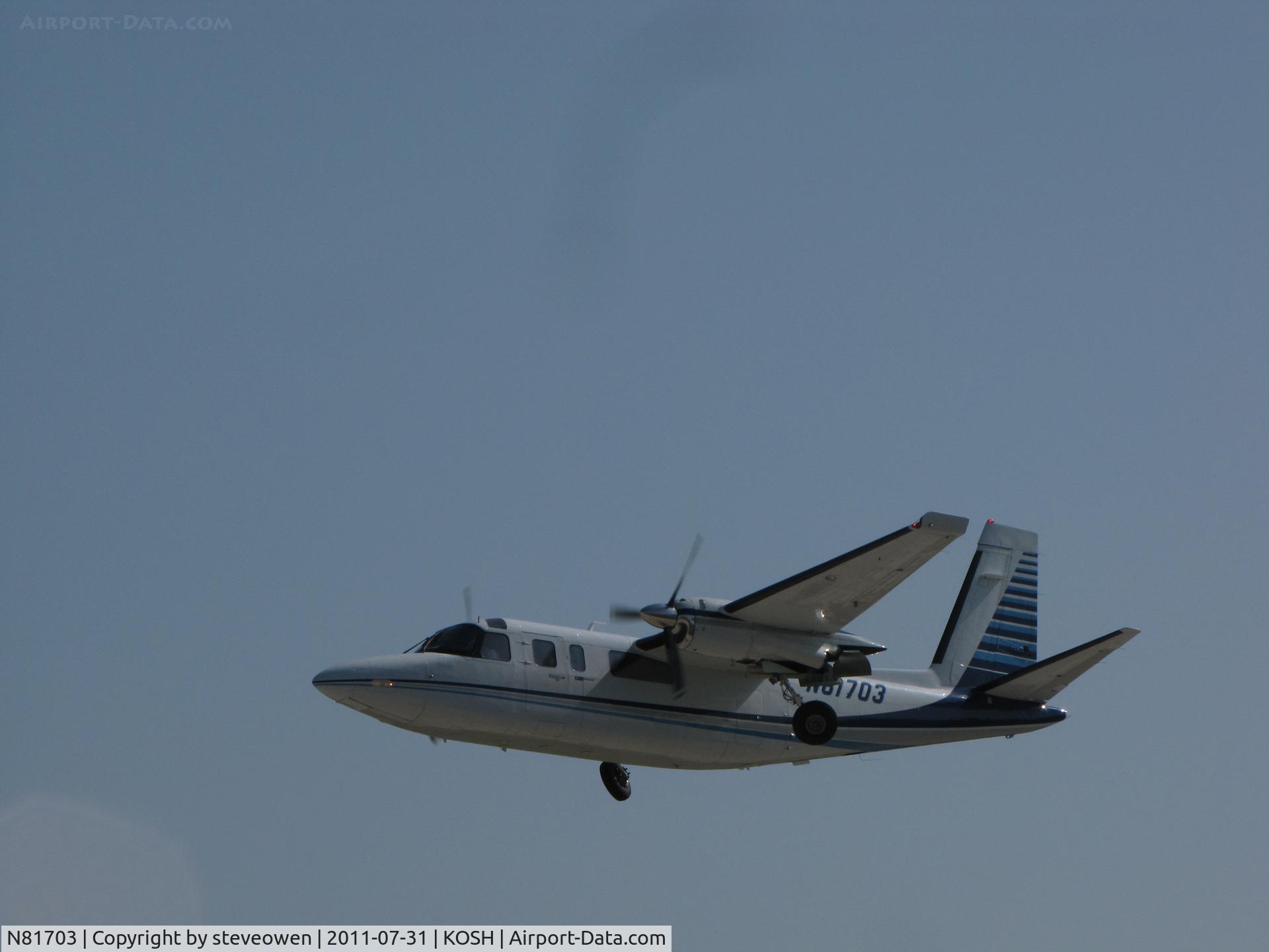 N81703, 1977 Rockwell International 690B C/N 11438, Departing Rwy 27 EAA 2011