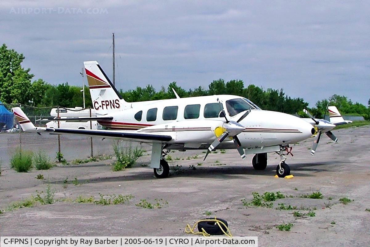 C-FPNS, 1975 Piper PA-31-325 Navajo C/R C/N 31-7612031, Piper PA-31-325 Navajo C/R [31-7612031] Rockcliffe~C 19/06/2005.