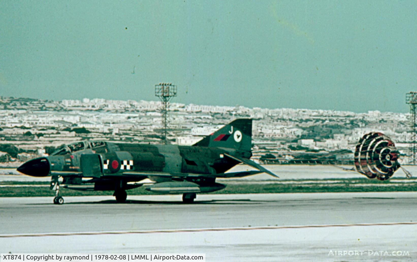 XT874, 1968 McDonnell Douglas Phantom FG1 C/N 2775, Phantom XT874/J 43Sqd RAF
