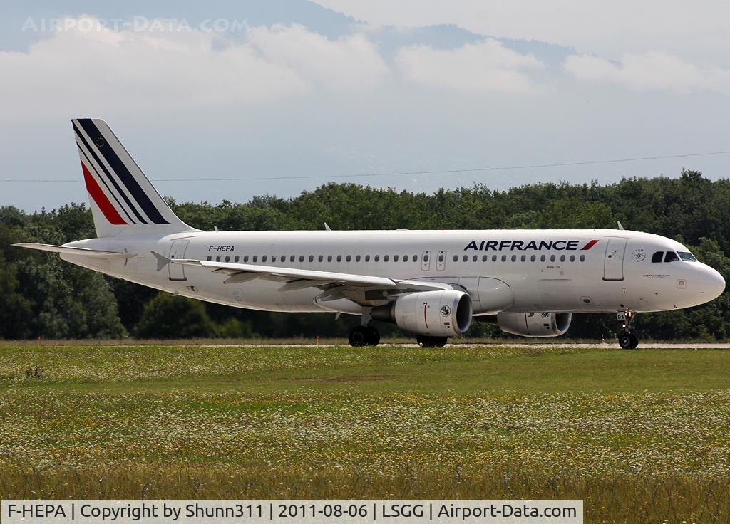 F-HEPA, 2009 Airbus A320-214 C/N 4139, Ready for take off rwy 23