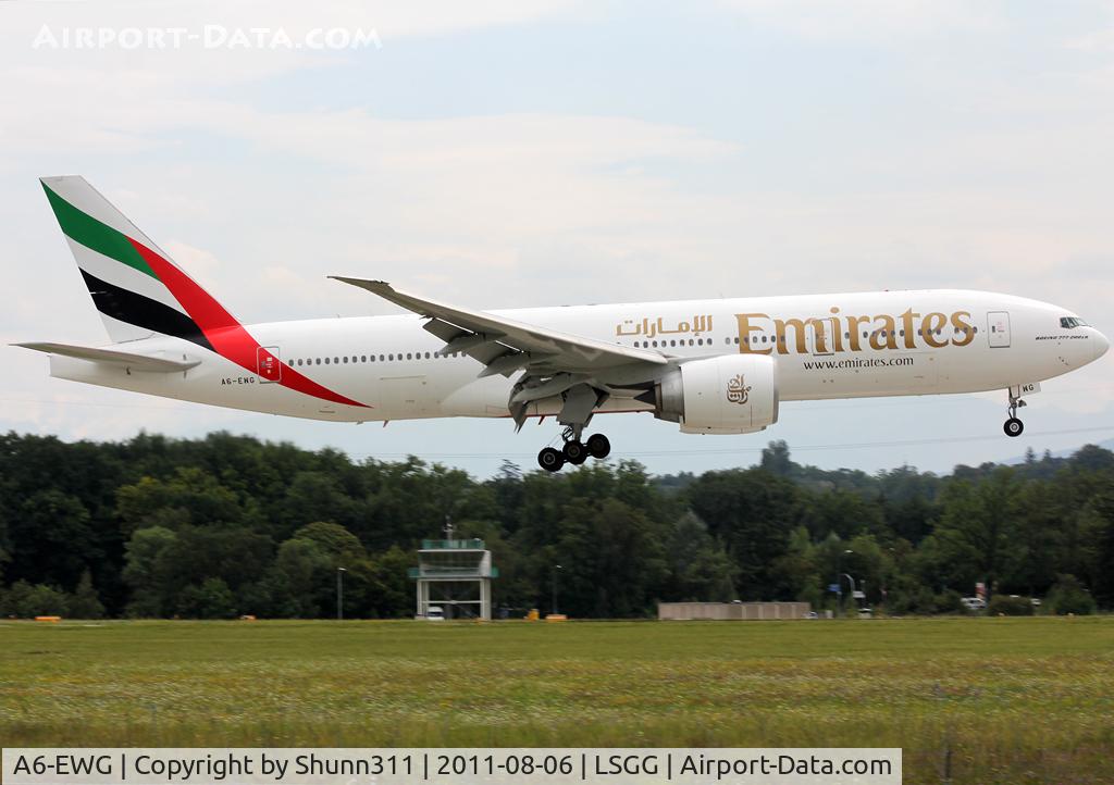 A6-EWG, 2008 Boeing 777-21H/LR C/N 35578, Landing rwy 23