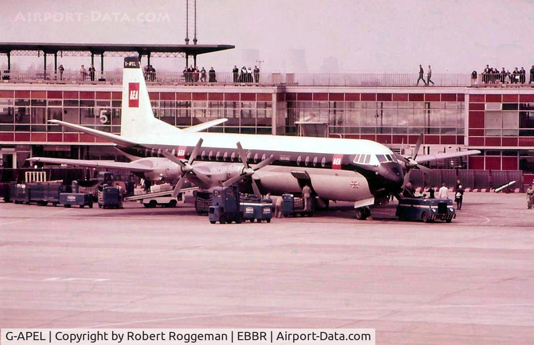 G-APEL, 1961 Vickers V953C Merchantman C/N 715, Mid 1960's.BEA.