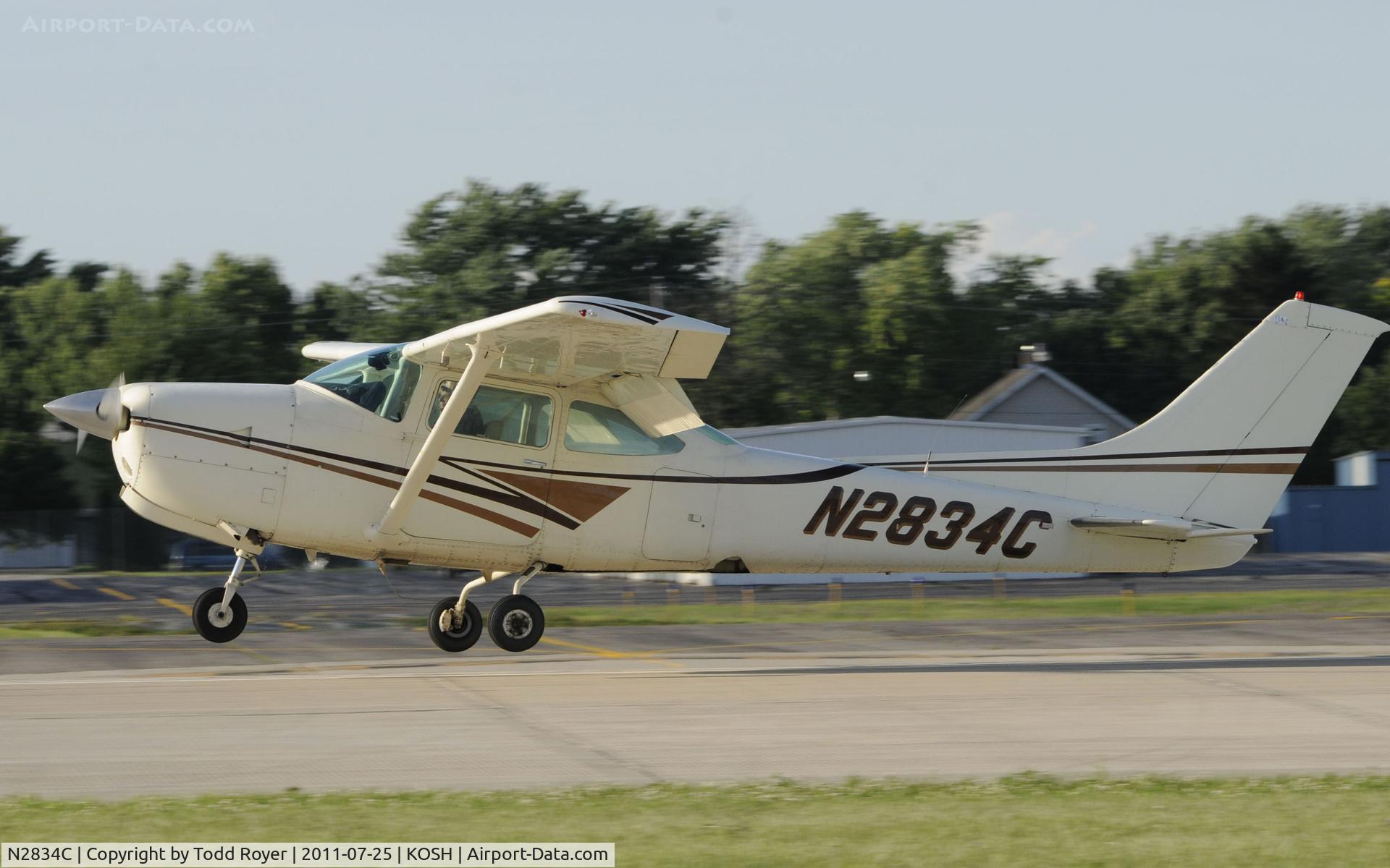 N2834C, 1978 Cessna R182 Skylane RG C/N R18200235, AIRVENTURE 2011