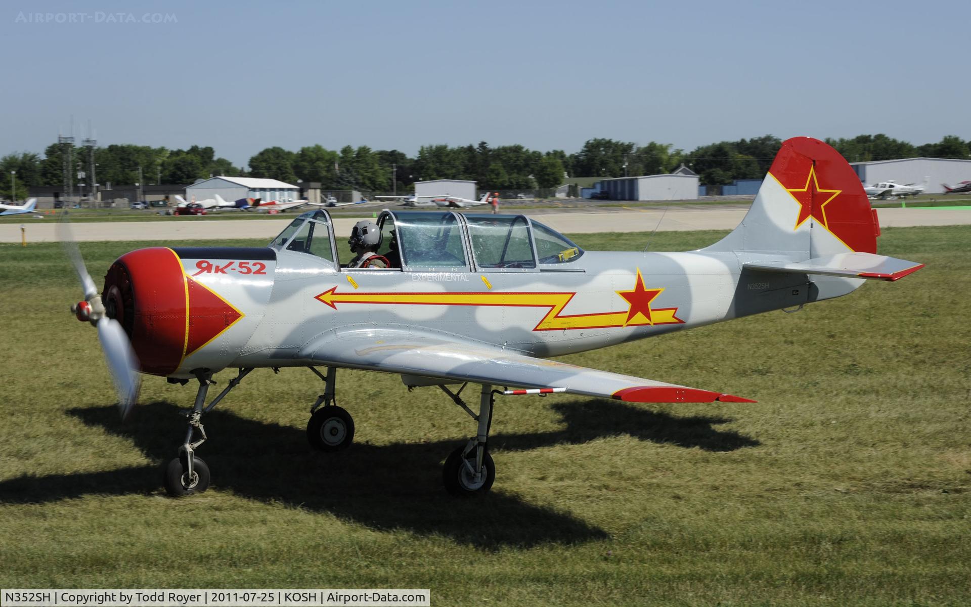 N352SH, 1985 Yakovlev (Aerostar) Yak-52 C/N 855704, AIRVENTURE 2011