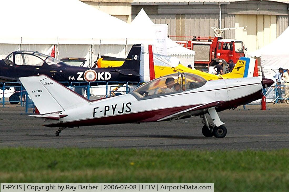 F-PYJS, Piel CP-1320 Saphir C/N 14, Piel CP.1320 Saphir [14] Vichy~F 08/07/2006.
