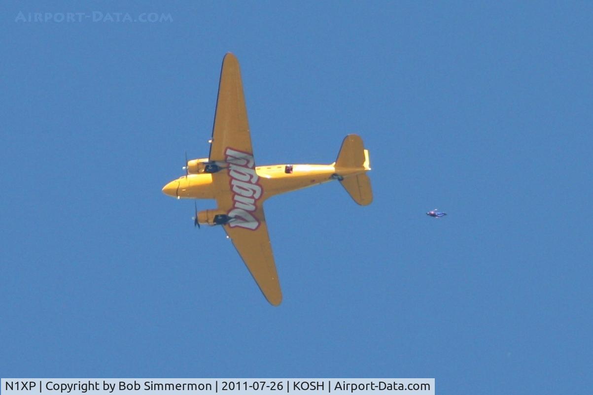 N1XP, 1942 Douglas DC3C-S1C3G (C-47) C/N 4733, Jumpers away over Airventure 2011.