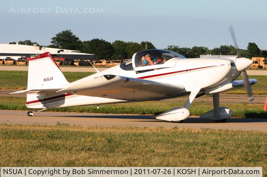N5UA, 2001 Vans RV-6 C/N 25103, Departing Airventure 2011.
