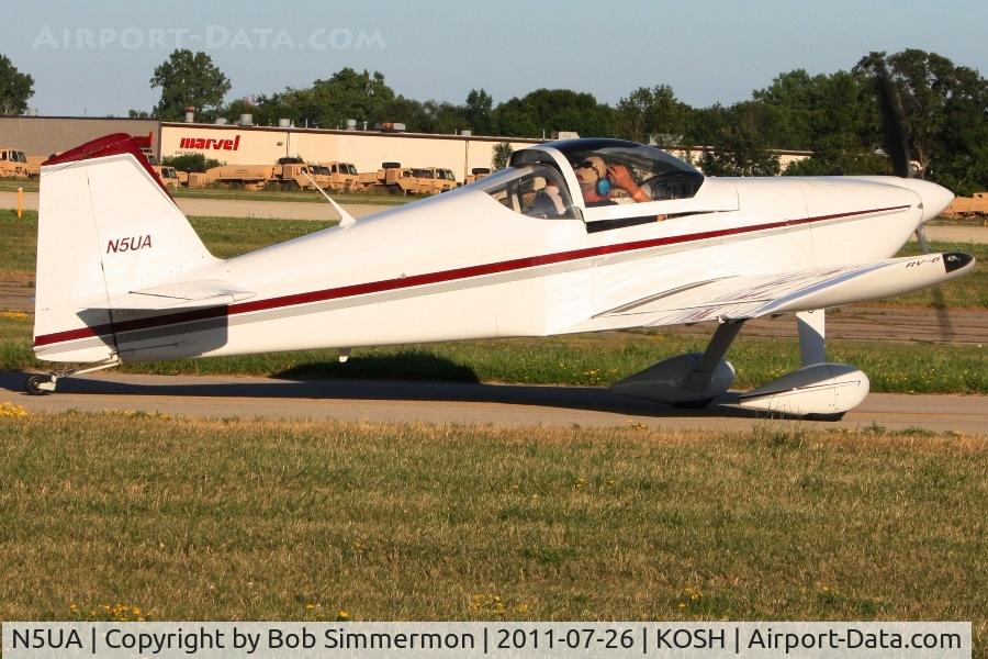 N5UA, 2001 Vans RV-6 C/N 25103, Departing Airventure 2011.
