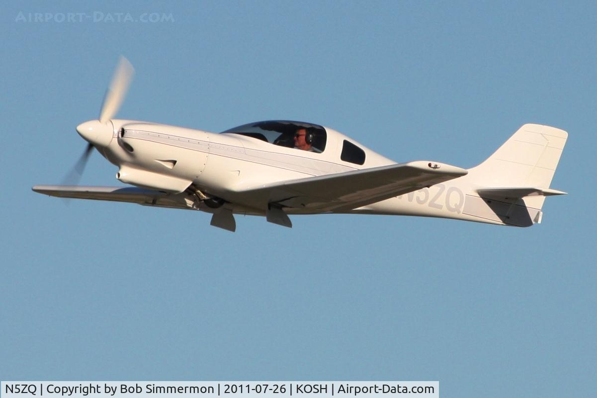 N5ZQ, 2001 Lancair 320 C/N 612-320-358FB, Departing Airventure 2011.