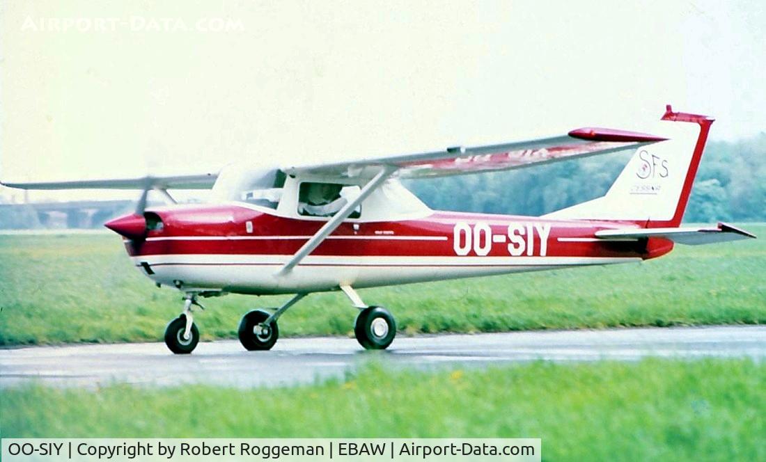 OO-SIY, Reims F150H C/N 0266, SFS.Late 1960's