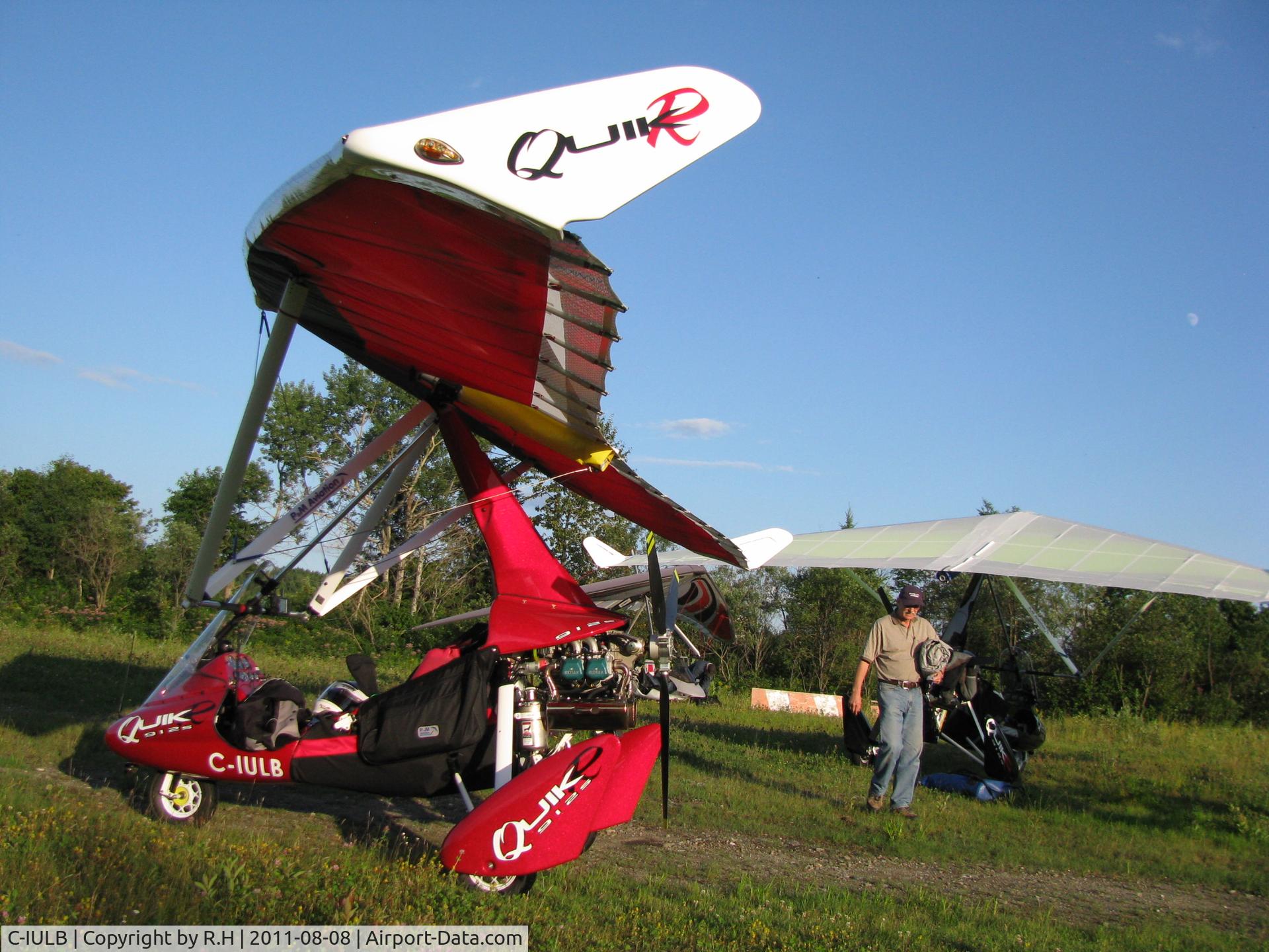 C-IULB, 2011 P&M Aviation QuikR C/N 8570, Lac Etchemain