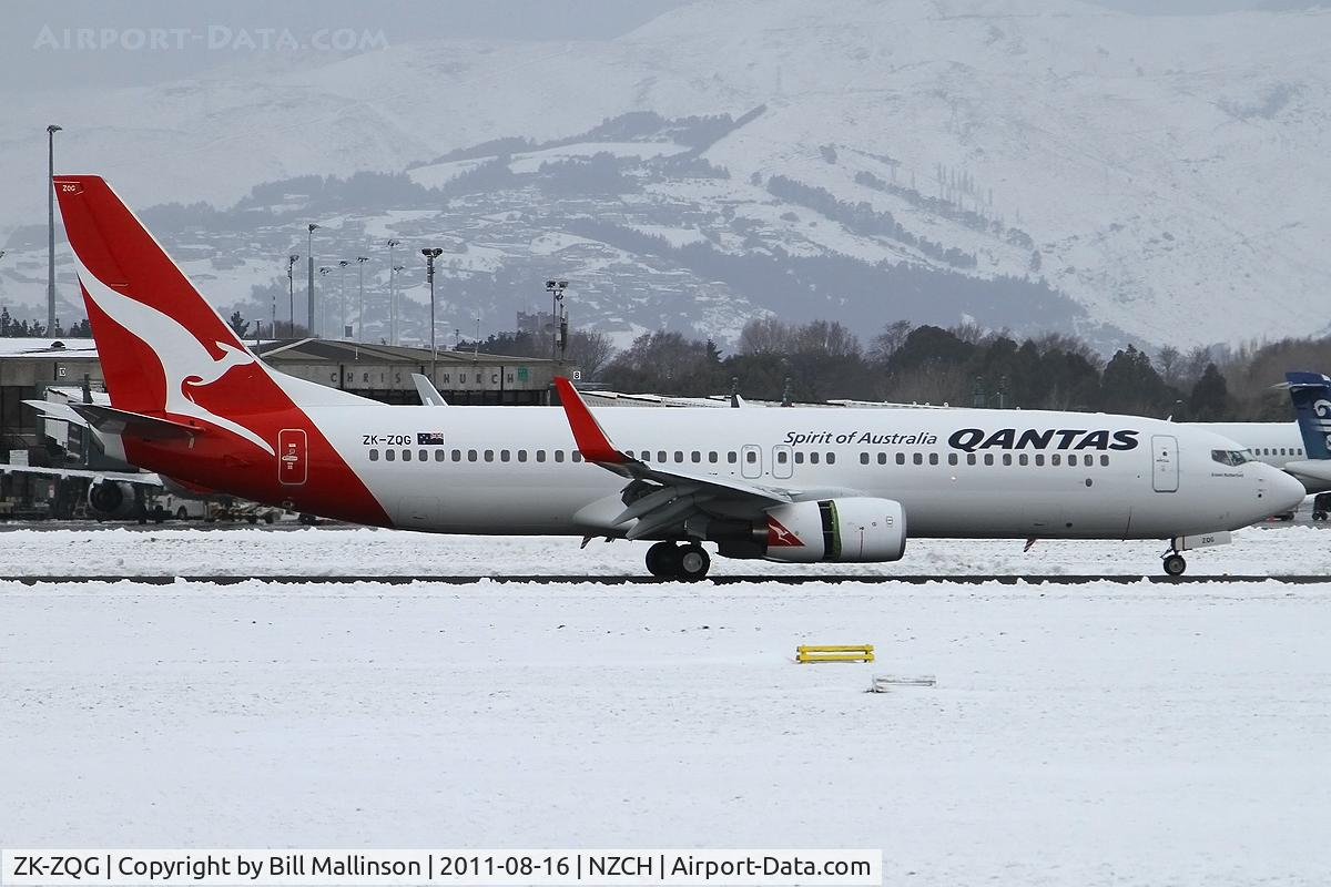 ZK-ZQG, 2011 Boeing 737-838 C/N 34190, in as QF45 from SYD