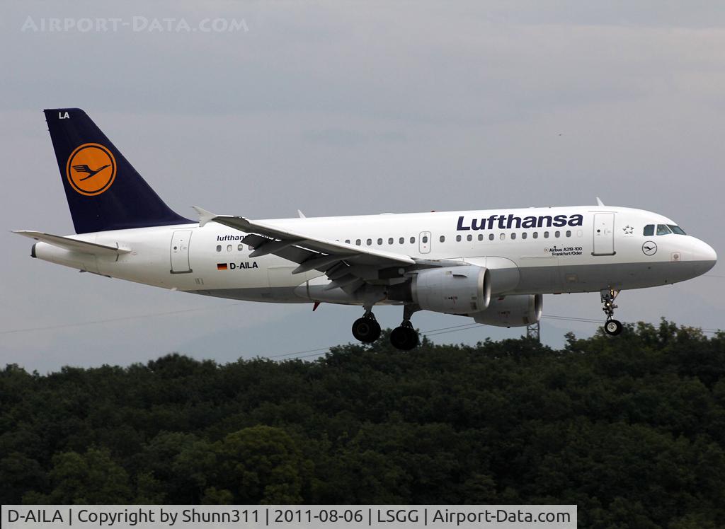 D-AILA, 1996 Airbus A319-114 C/N 609, Landing rwy 23