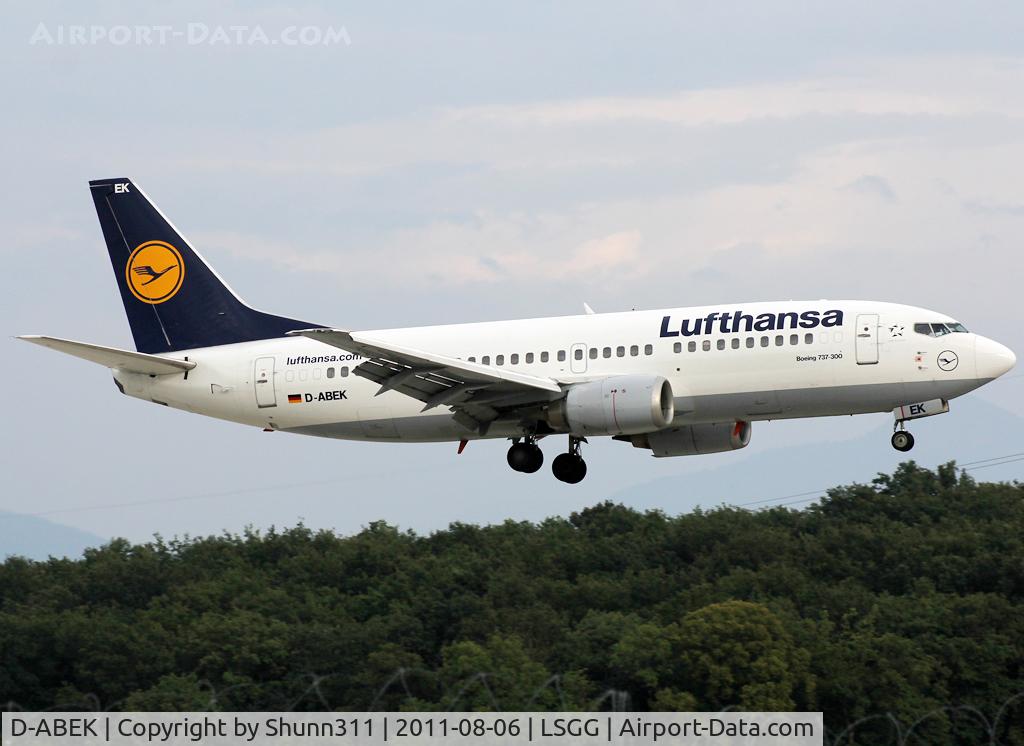 D-ABEK, 1991 Boeing 737-330 C/N 25414, Landing rwy 23