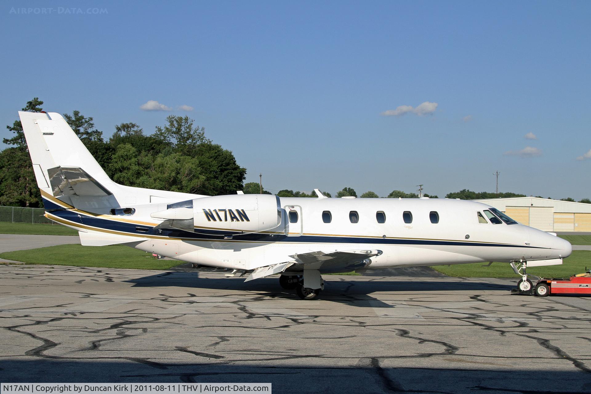 N17AN, 1999 Cessna 560XL Citation Excel C/N 560-5030, Being towed to the hangars
