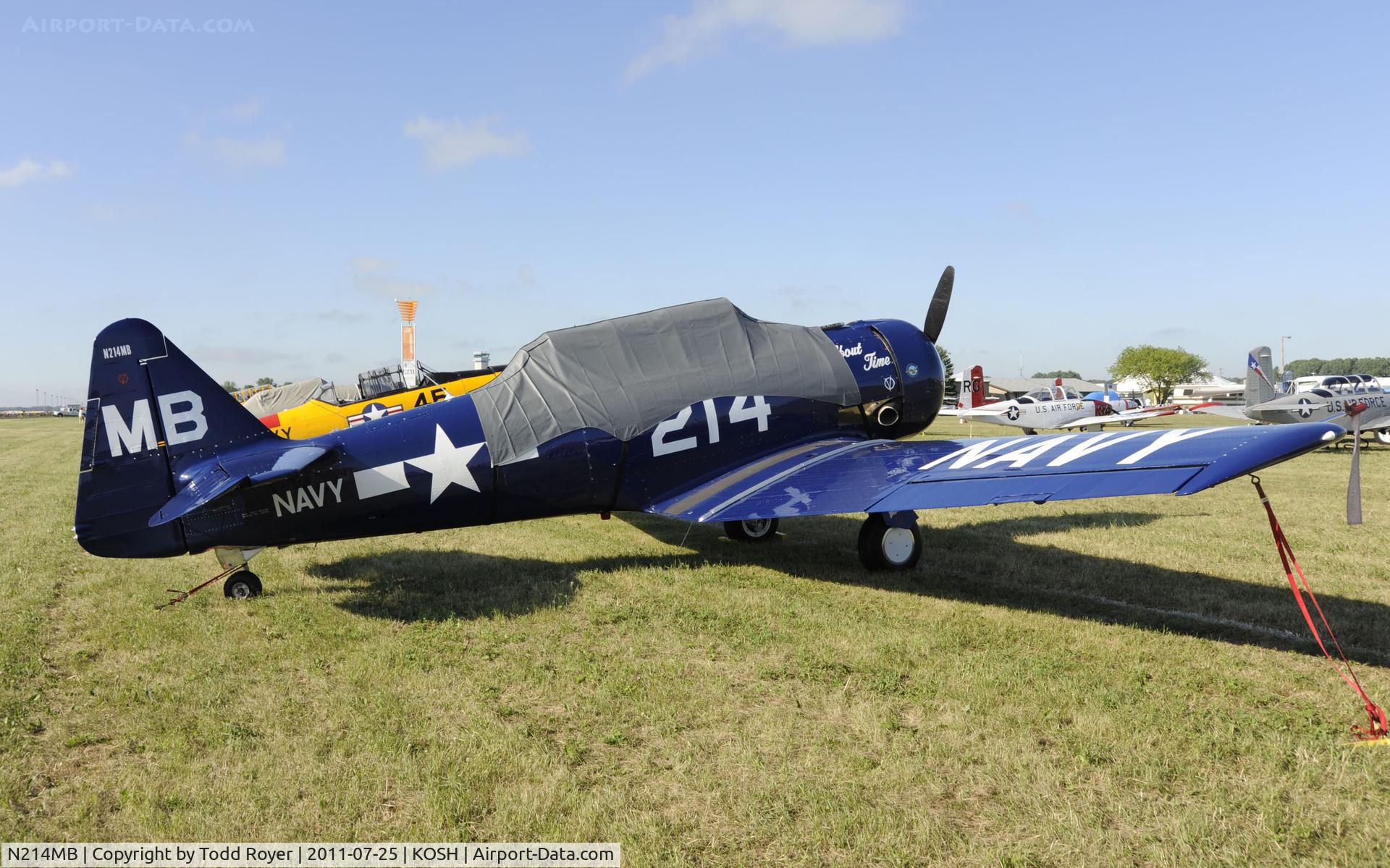 N214MB, North American SNJ-5B Texan C/N 43732, AIRVENTURE 2011