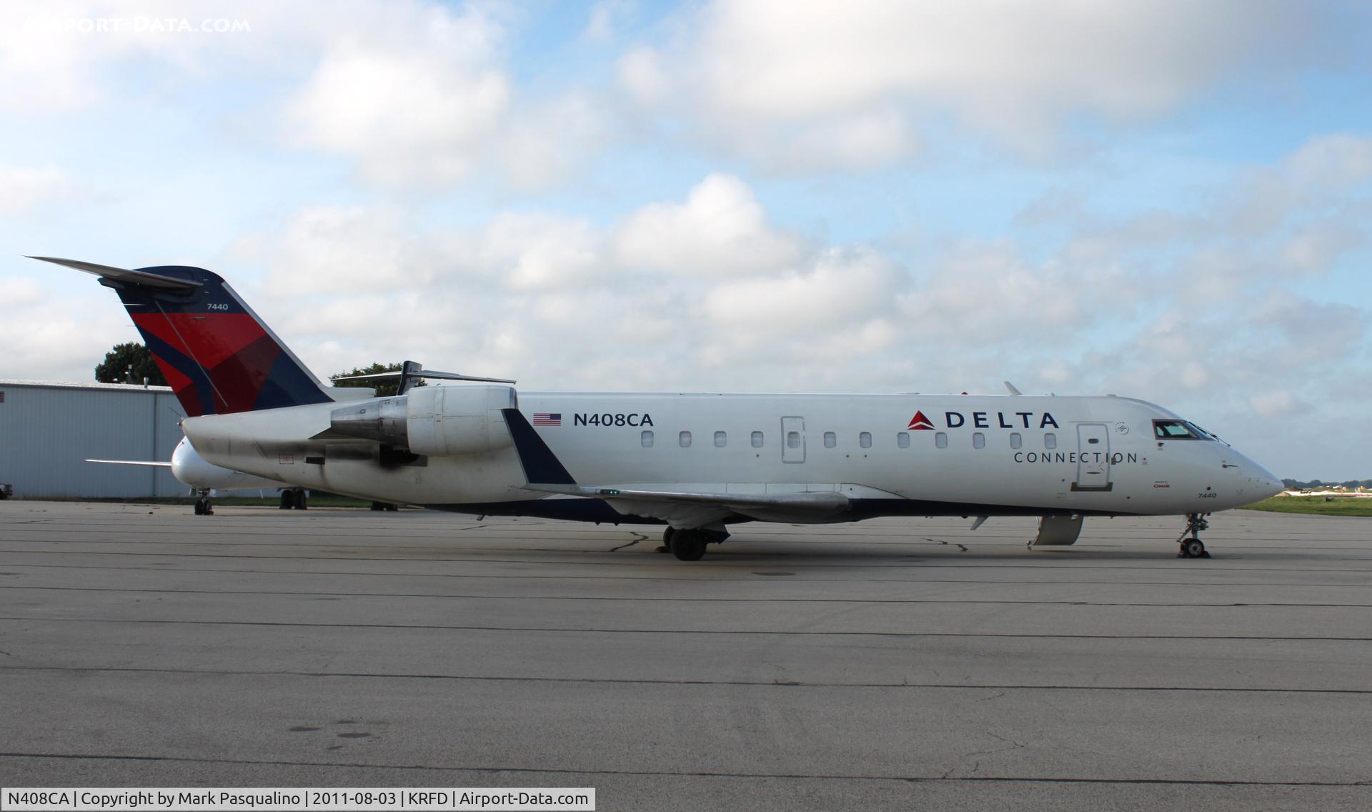 N408CA, 2000 Bombardier CRJ-100ER (CL-600-2B19) C/N 7440, CL-600-2B19