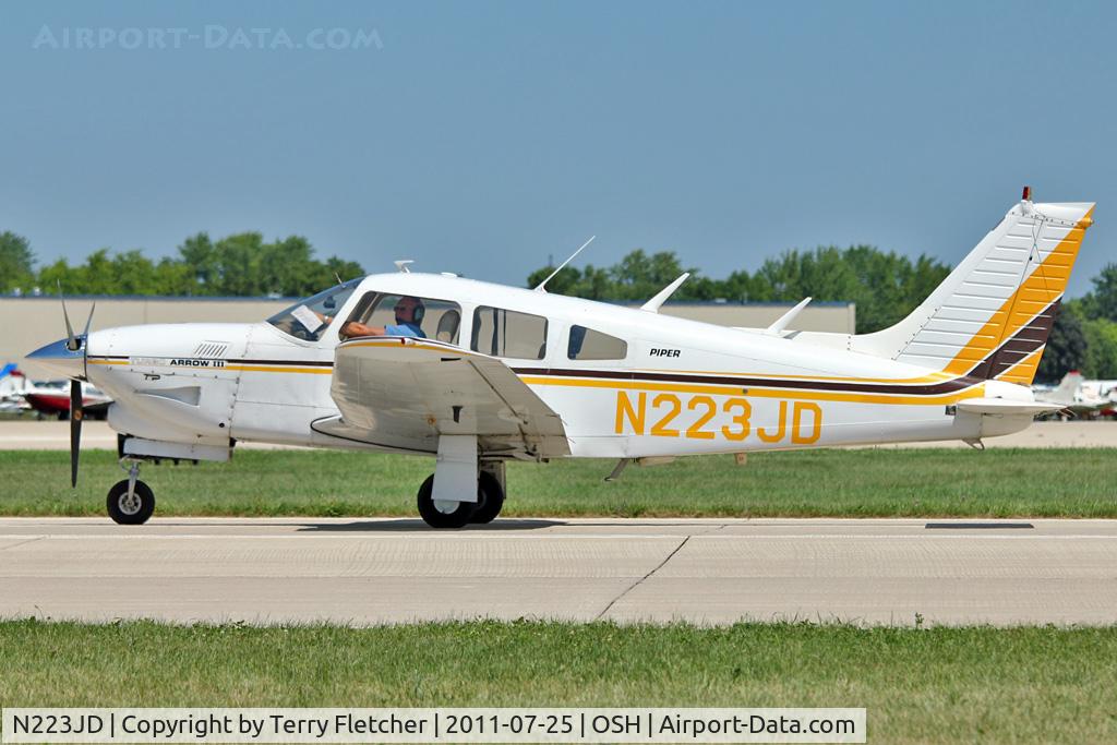 N223JD, 1977 Piper PA-28R-201T Cherokee Arrow III C/N 28R-7803042, Piper PA-28R-201T, c/n: 28R-7803042 at 2011 Oshkosh
