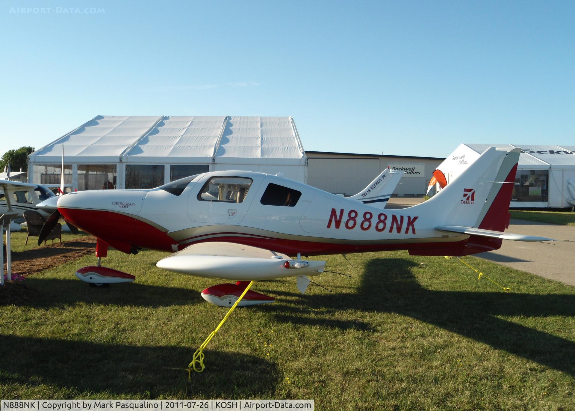 N888NK, Cessna LC41-550FG C/N 411121, Cessna 400